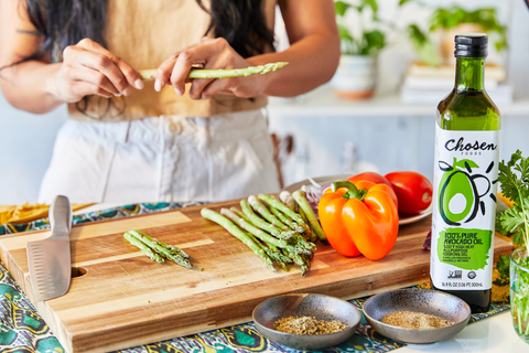 Cooking With Avocado Oil: How to Cook, Fry, & Bake With It
